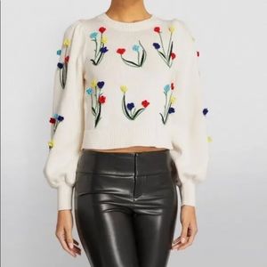 Alice and Olivia Cropped White Sweater With Flowers Size small